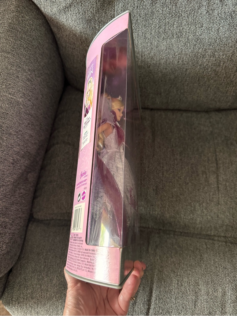 Barbie Pink and White Holiday Collector Doll Tin by Barbie - Picture 8 of 10